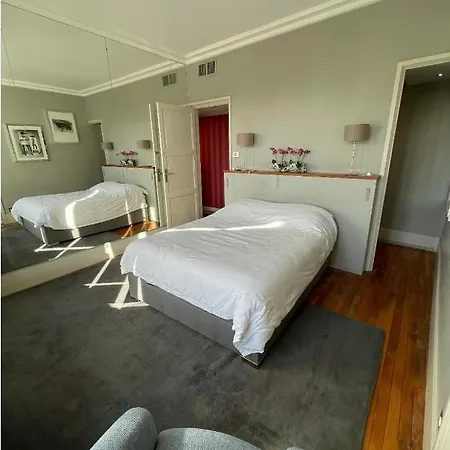 Spacieux Et Elegant Porte Des Ternes パリ